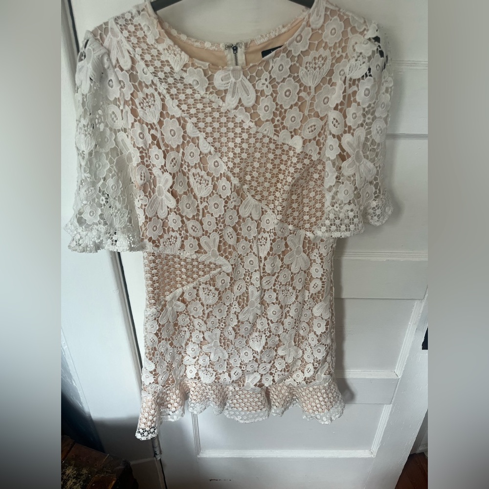 White Lulus dress